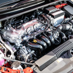新型カローラの1.8Lガソリンエンジンは、パワフルな走りとリーズナブルな価格設定が魅力【新型カローラ試乗記】 - 20191002_TOYOTA_COROLLA_IMPRESSION_24