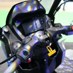 「バイクから家に電気を供給できる！　日本発の新ブランド「アイディア」の電動スクーターが誕生【東京モーターショー2019】」の10枚目の画像ギャラリーへのリンク