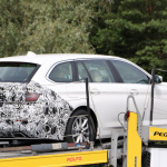 BMW 5シリーズツーリング改良型をキャッチ。テールライトは新デザインのLEDライトを装備か？ - BMW 5 Series Touring facelift 8