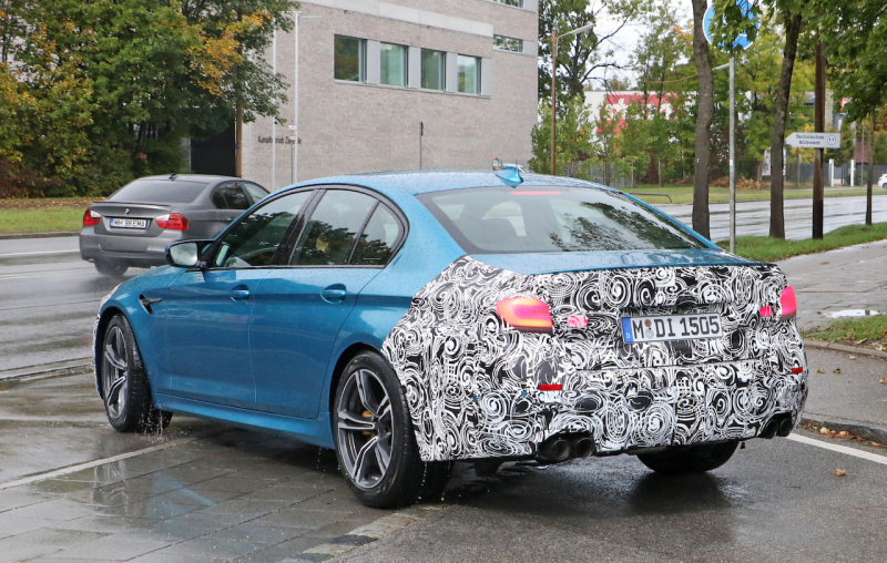 「新型 vs 現行モデル！ BMW M5の改良モデルに625psを発揮する最強モデルが追加」の16枚目の画像