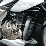 油冷エンジンで軽量、コンパクト、シンプルが魅力のSUZUKI GIXXER＆GIXXER SF【東京モーターショー2019】 - GIXXER05