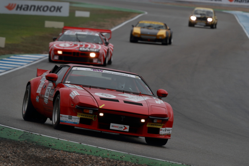 「懐かしのレーシングカーが大集合。栄光のマシンたちによるデモランとレースが開催【SUPER GT・DTM交流戦】」の7枚目の画像