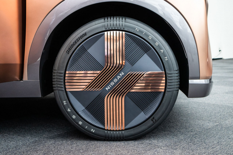「新開発EVプラットフォームを使った「ニッサン IMk」は、将来の軽自動車像を提案する意欲作【東京モーターショー2019】」の7枚目の画像