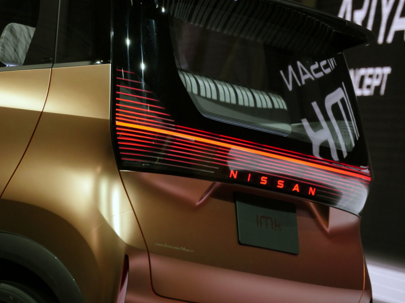「打倒N-BOXの切り札となるか!?　軽規格のEVコンセプトカー「ニッサンIMk」が登場【東京モーターショー2019】」の2枚目の画像