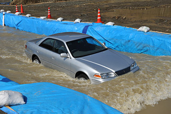 「TVで「洪水時はパワーウインドウが使えない」を連呼するが「車両の水没直後なら稼働します！」」の2枚目の画像