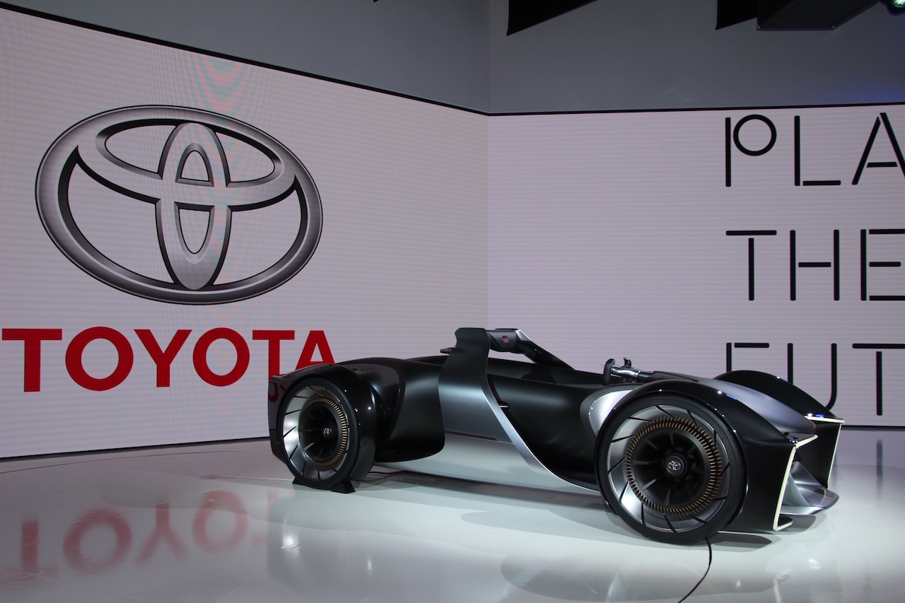 Toyota Tokyo Motorshow 11 画像 トヨタから2人乗りevスポーツカー E Racer がサプライズで登場 東京モーターショー19 Clicccar Com