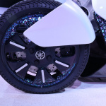 「ヤマハの3輪モーターサイクルコンセプト「MW-VISION」はコーナリングが爽快！【東京モーターショー2019】」の9枚目の画像ギャラリーへのリンク