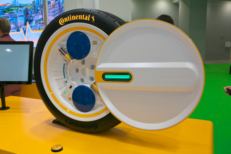 「コンチネンタルは将来のタイヤをデザインする技術「コンチ・ケア」を展示【東京モーターショー2019】」の1枚目の画像