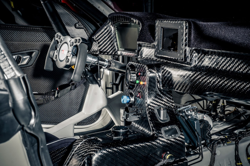 「たったの2100万円！　TOYOTA GAZOO Racing GRスープラ GT4が「あえてアマチュアドライバー」にアピールするわけは？」の2枚目の画像