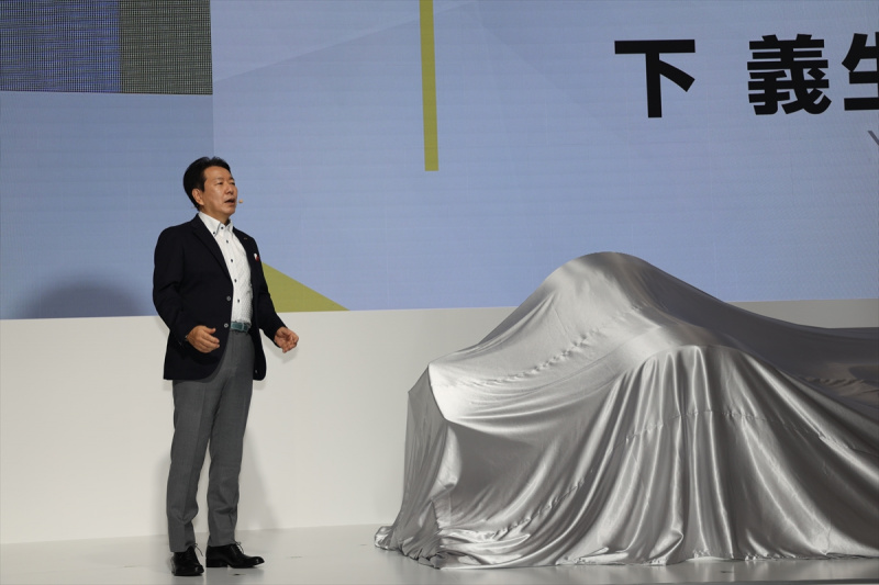「革新的なモビリティスタイル「Flat Former」を日野が発表【東京モーターショー2019】」の5枚目の画像