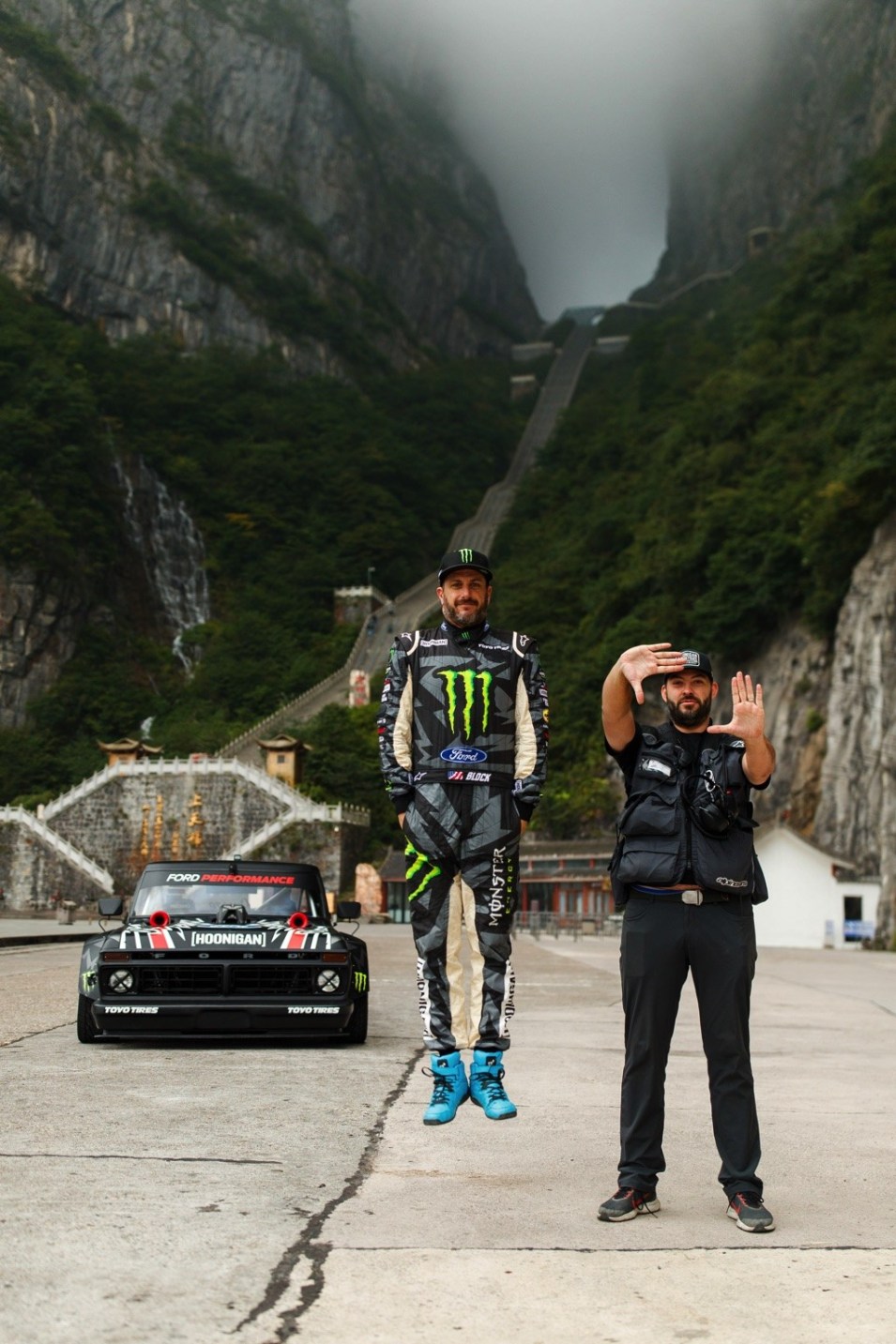 「ケン・ブロックが中国の断崖絶壁でデンジャラス・ドリフト！ 新作ムービー「クライムカーナ2」が公開！」の4枚目の画像