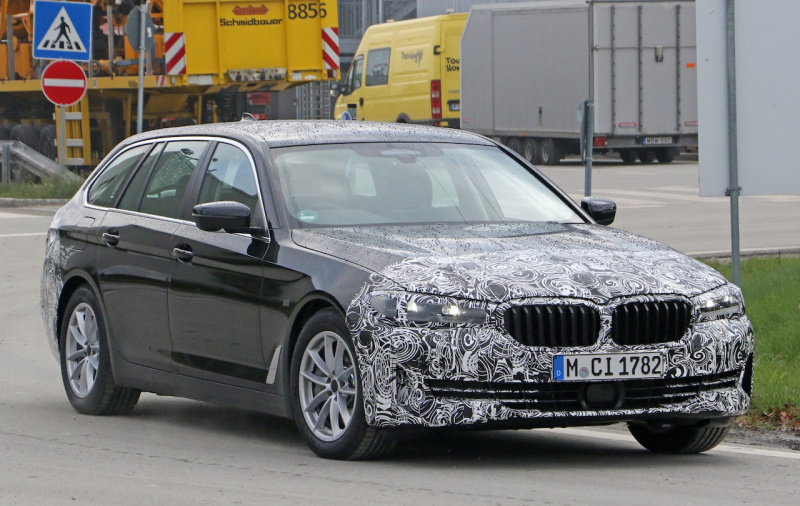 「ついに新グリル露出！　BMW 5シリーズ、これが改良型だ」の6枚目の画像