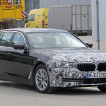 ついに新グリル露出！　BMW 5シリーズ、これが改良型だ - BMW 5 Series facelift less camo 5
