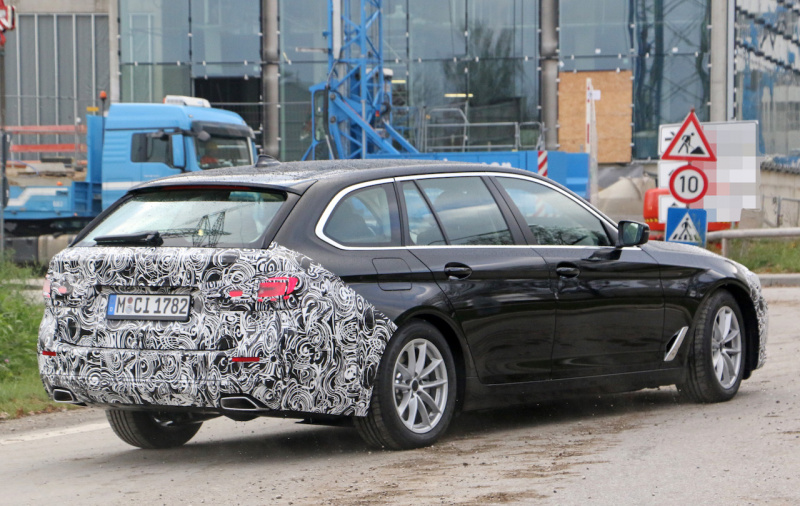 「ついに新グリル露出！　BMW 5シリーズ、これが改良型だ」の9枚目の画像