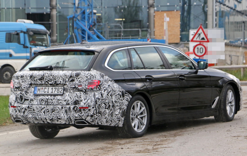 「ついに新グリル露出！　BMW 5シリーズ、これが改良型だ」の10枚目の画像