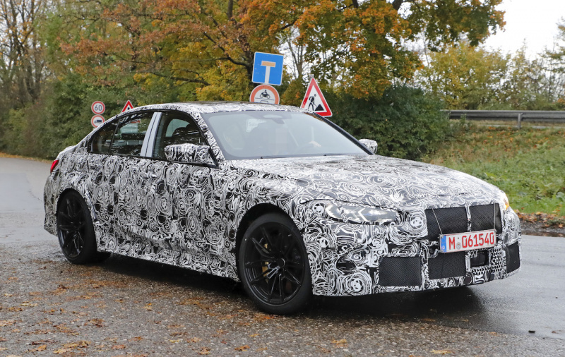 「巨大グリルをチラッ！ 新型BMW M3、いよいよ最終デザインに接近」の4枚目の画像