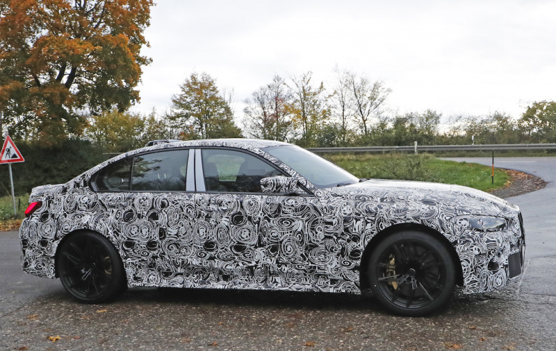 「巨大グリルをチラッ！ 新型BMW M3、いよいよ最終デザインに接近」の5枚目の画像