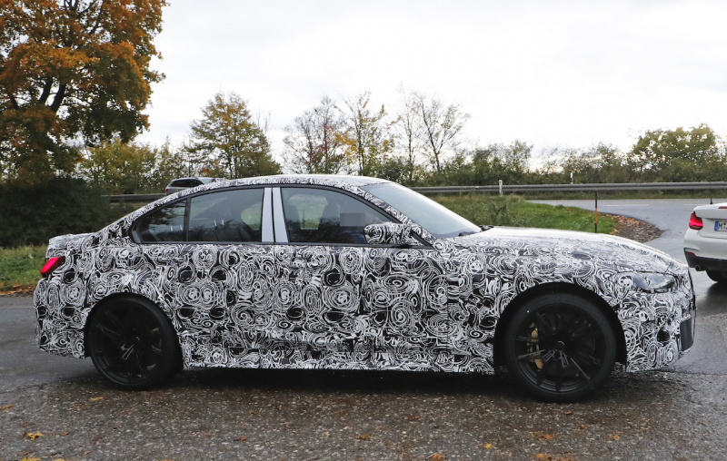 「巨大グリルをチラッ！ 新型BMW M3、いよいよ最終デザインに接近」の6枚目の画像