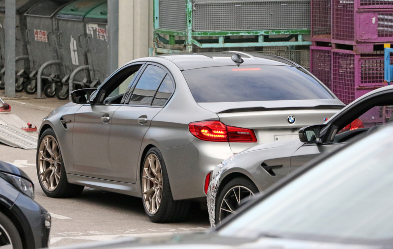 「BMW史上最強のセダン「M5 CS」の市販型を激写」の2枚目の画像