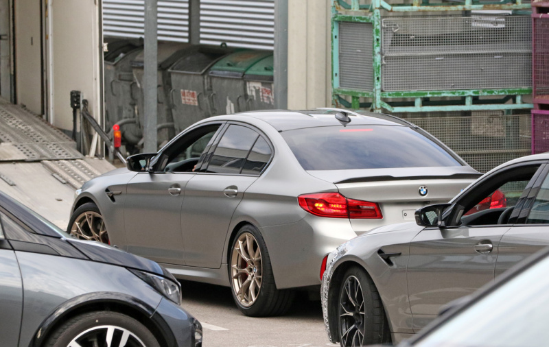 「BMW史上最強のセダン「M5 CS」の市販型を激写」の4枚目の画像