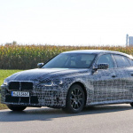 BMWのEV 4ドアクーペ「i4」市販型、航続距離は600km!? - BMW i4 Production 6