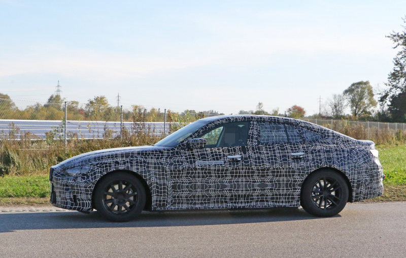 「BMWのEV 4ドアクーペ「i4」市販型、航続距離は600km!?」の10枚目の画像