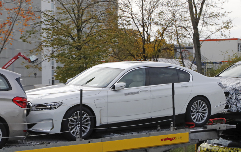 「BMW 7シリーズ、ついにEV化！　メルセデスEQSを狙い撃ち」の3枚目の画像