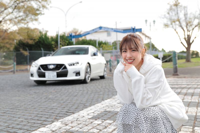 「元AKB48小嶋菜月×日産スカイライン400R【注目モデルでドライブデート!? Vol.22】」の19枚目の画像