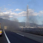 東名高速で21日に発生した火災。橋梁工事中にいったい何が起きたのか - TOUMEI_HIGHWAY_ACCIDENT_1