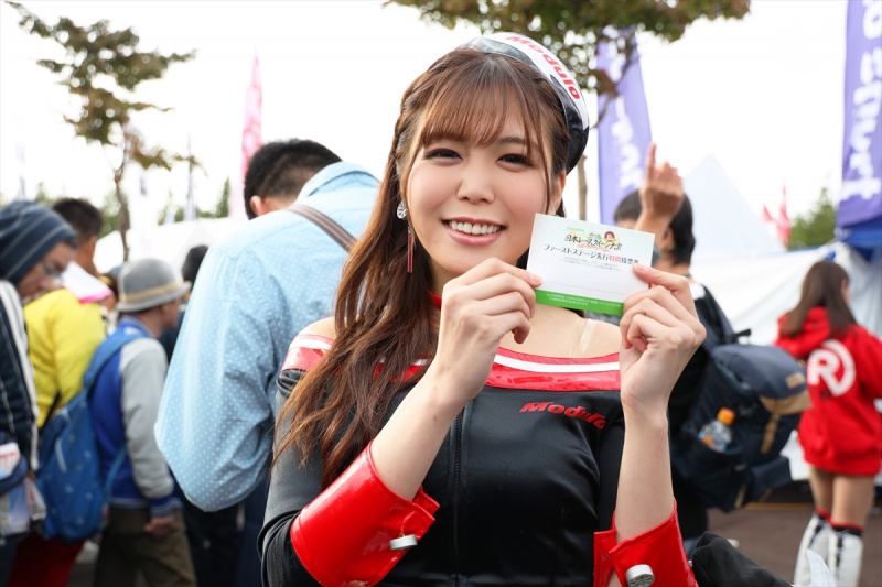 「いよいよ投票がはじまった日本レースクイーン大賞2019。もてぎの先行投票で女王バトルの熱い戦いを見た！【日本レースクイーン大賞2019】」の1枚目の画像