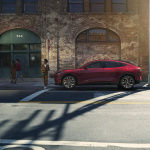 「フォード・マスタングに登場したEV「マッハE」がSUVスタイルになったワケ【新車】」の1枚目の画像ギャラリーへのリンク