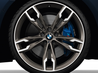 BMW 5シリーズ xDrive アルティメット エディション
