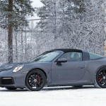 噂のターボ仕様か？ 豪雪のフィンランドにポルシェ911タルガが出現！ - Porsche 992 Targa Winter 5
