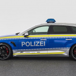 「チューンは合法で」アウディRS4、530馬力のポリスカー初公開！ - audi-rs4-r-abt-tuning-police-car-5