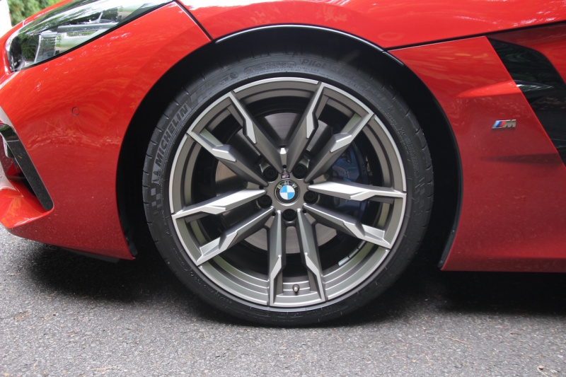 「BMW・Z4 M40iは見た目を裏切らないリアルスポーツカーだ【BMW Z4試乗記】」の7枚目の画像