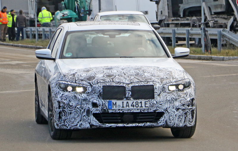 「ついにフルEVの設定が確定！　BMW 3シリーズのEVモデルは専用フェイスを採用」の1枚目の画像