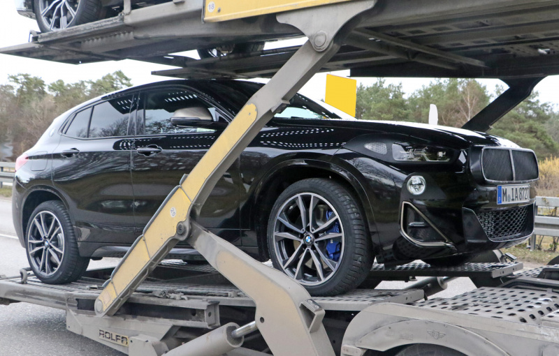 「カモフラージュの下にあるものは…BMW X2初の改良型、2021年デビューへ！」の9枚目の画像