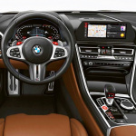 新登場「BMW M8 グラン クーペ」の『細道での対向車すれ違いに困らない先進支援システム』とはどんな装備？ - BMW_M8_Coupe