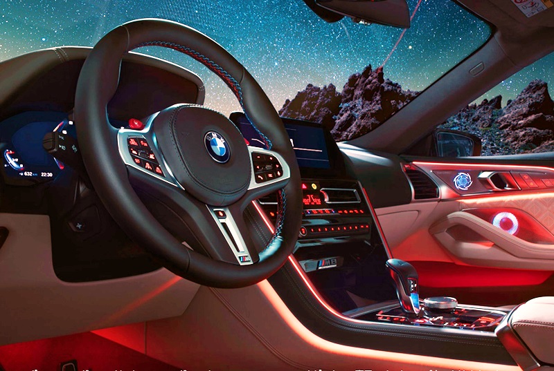 「新登場「BMW M8 グラン クーペ」の『細道での対向車すれ違いに困らない先進支援システム』とはどんな装備？」の4枚目の画像