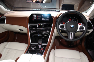 BMW M8 グラン クーペ