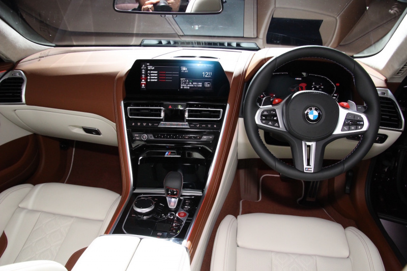「レーステクノロジーがフィードバックされた新型「BMW M8 グラン クーペ」が登場。価格は2194万円〜【新車】」の13枚目の画像