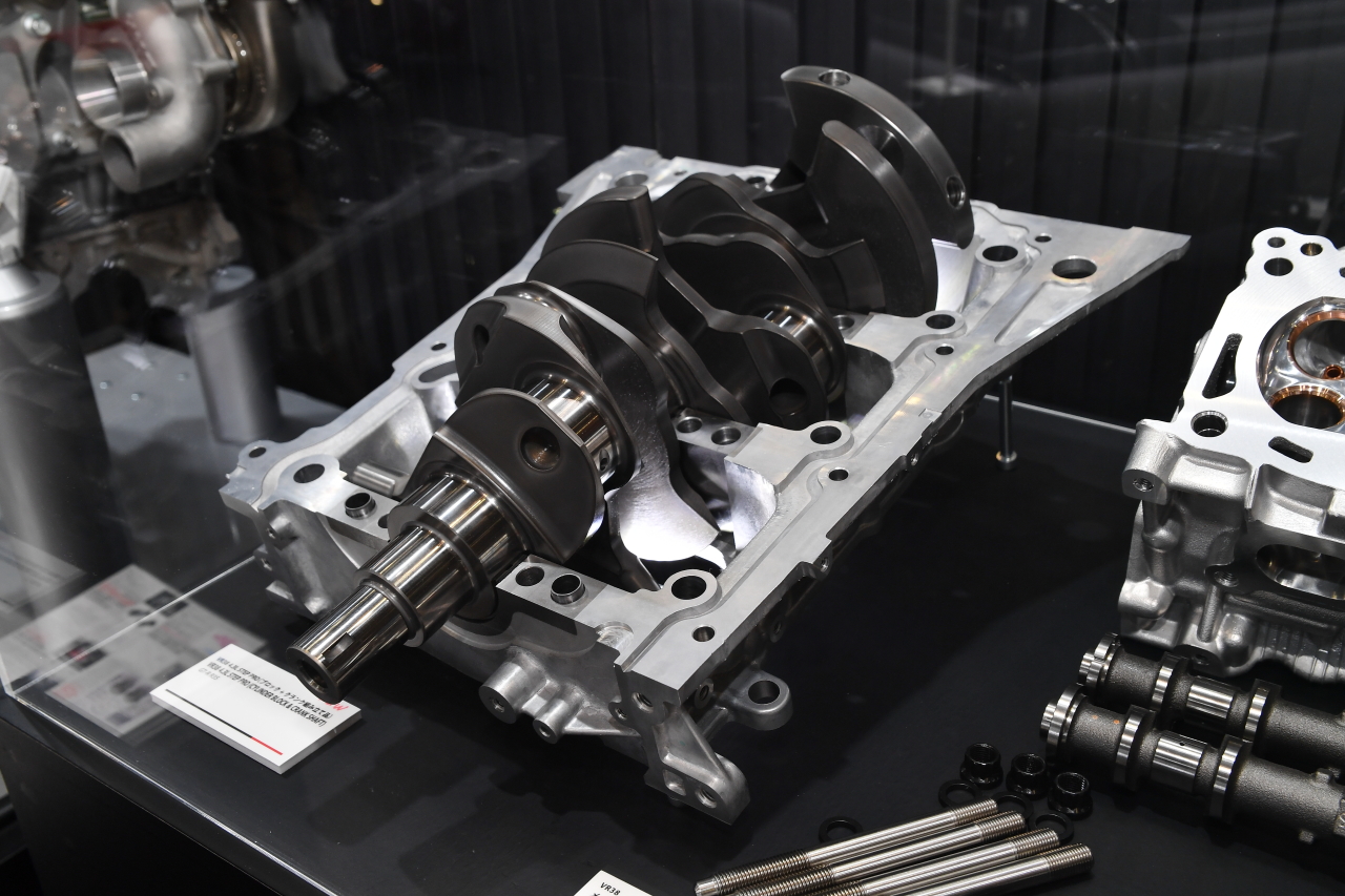 「HKSは初公開となる3基のコンプリート・エンジンを出展【東京オートサロン2020】」の3枚目の画像