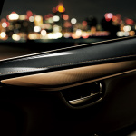 「ミドルサイズSUVのレクサスNXに、エレガントな内・外装が際立つ特別仕様車を設定【新車】」の3枚目の画像ギャラリーへのリンク