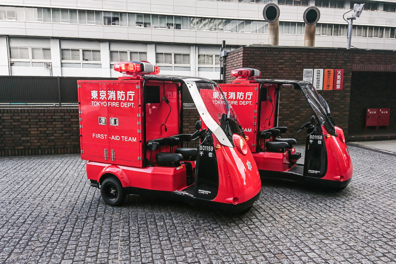 「光岡自動車製の3輪電気自動車「Like-T3（ライク・ティースリー）」が東京消防出初式でデビュー【新車】」の3枚目の画像