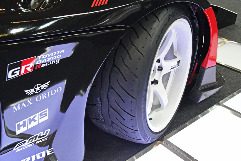 「横浜ゴムからホワイトリボンタイヤが発売予定！　ネオバのコンセプトモデルもお披露目【東京オートサロン2020】」の3枚目の画像
