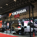 横浜ゴムからホワイトリボンタイヤが発売予定！　ネオバのコンセプトモデルもお披露目【東京オートサロン2020】 - TAS2020_YH_0011
