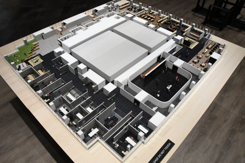 TRI-AD　オフィス模型