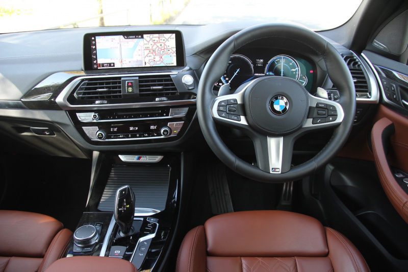 「ディーゼルエンジンらしからぬ超スムーズな加速フィールを引き出すモンスターSUV【BMW X3 M40d試乗】」の1枚目の画像