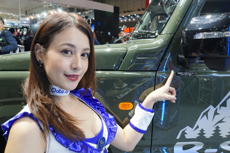 「運転中の死角を解消！ 「データシステム」の車載カメラの便利さをジムニーのデモカー「2020 R-SPEC Jimny」で実感【東京オートサロン2020】」の6枚目の画像