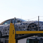 デビューは今年後半？　BMW・4シリーズ カブリオレ次期型プロトタイプ、ついに生産パーツを装着 - BMW 4 Cabrio 4